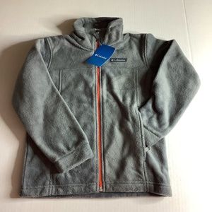 Grey Columbus
